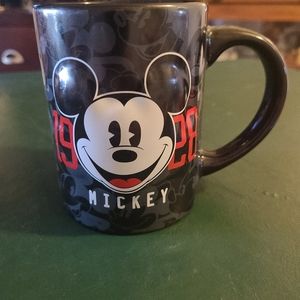 Mickey Mouse Jerry Leigh Black Coffee Mug